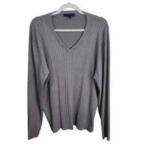 Material London Silk Blend Gray V Neck Ribbed Sweater Size L